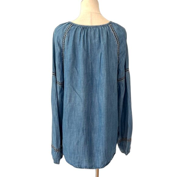 Gap 1969 Chambray Denim Peasant Top Medium Embroidered Seams Boho - Picture 2 of 9